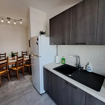 Albert's St Lazarus 402 B - First Floor لارنكا